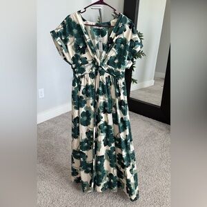 NWT - Abercrombie & Fitch - twist front maxi dress (2024)